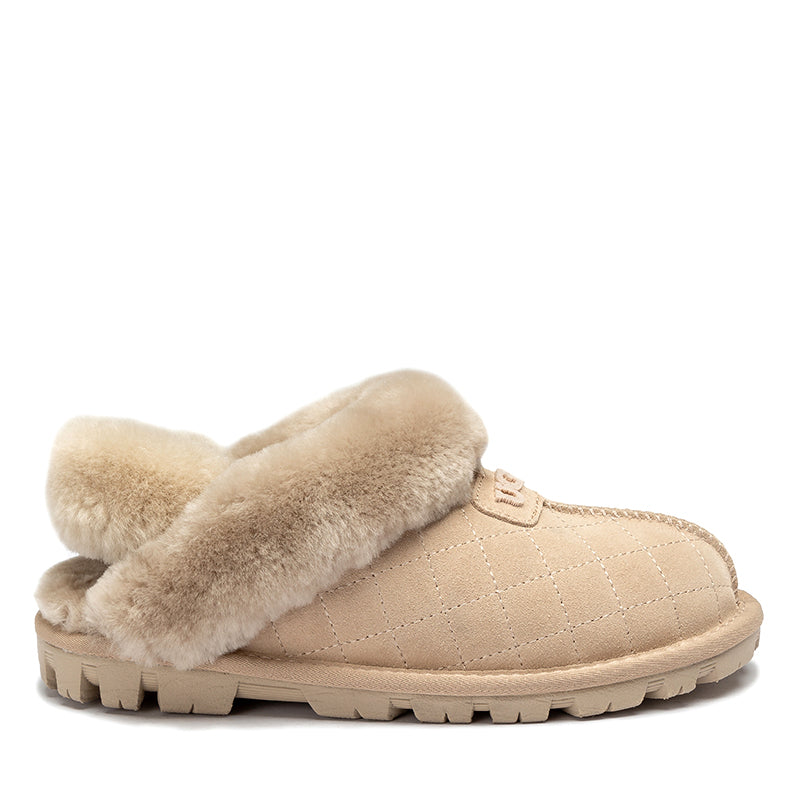 Fluffy Strap Logo Uggs
