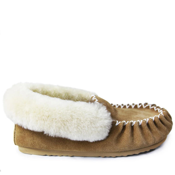 Ultimate Sheepskin Traditional Moccasin