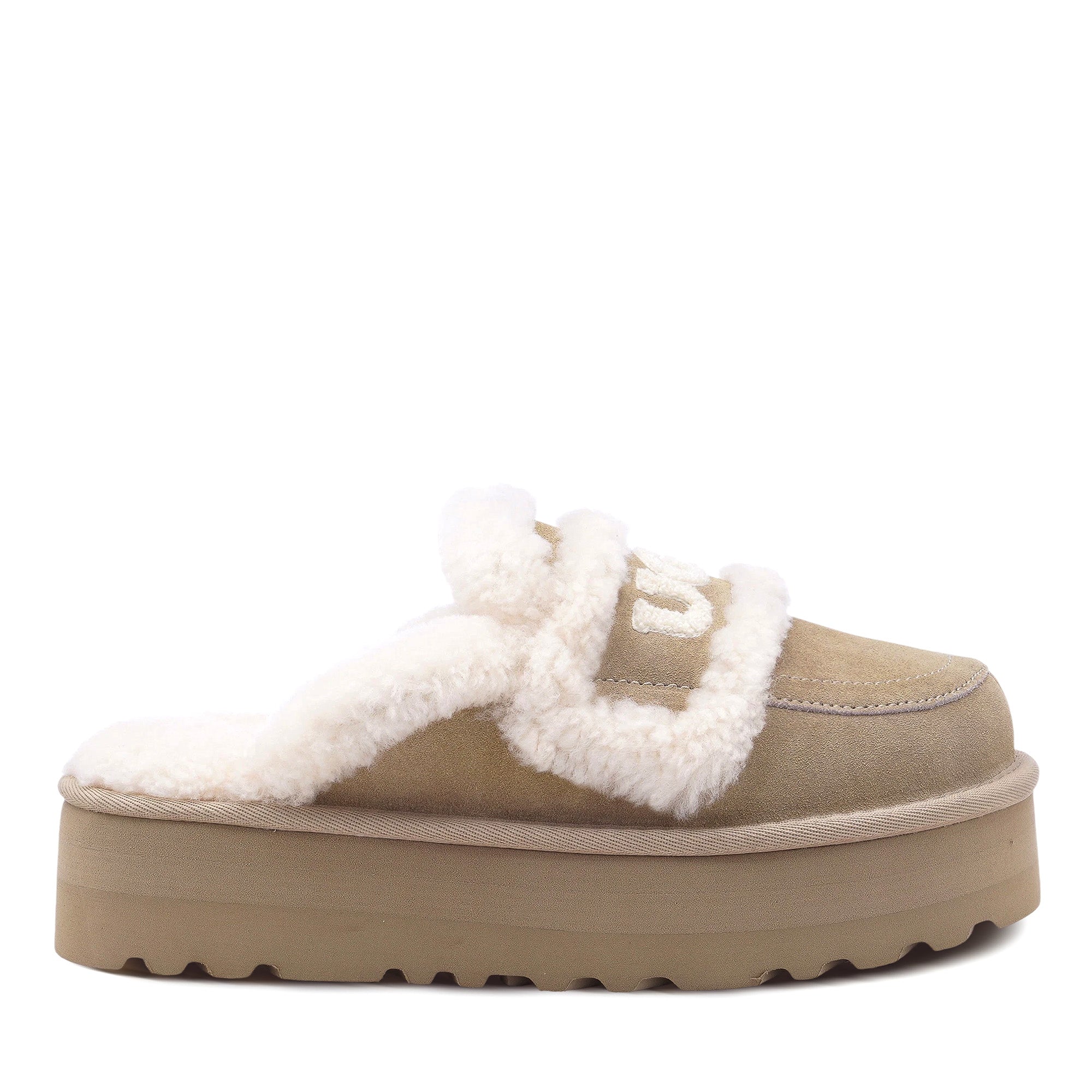 Logo Shearling Platform Uggs (DETACHABLE FEATURE)