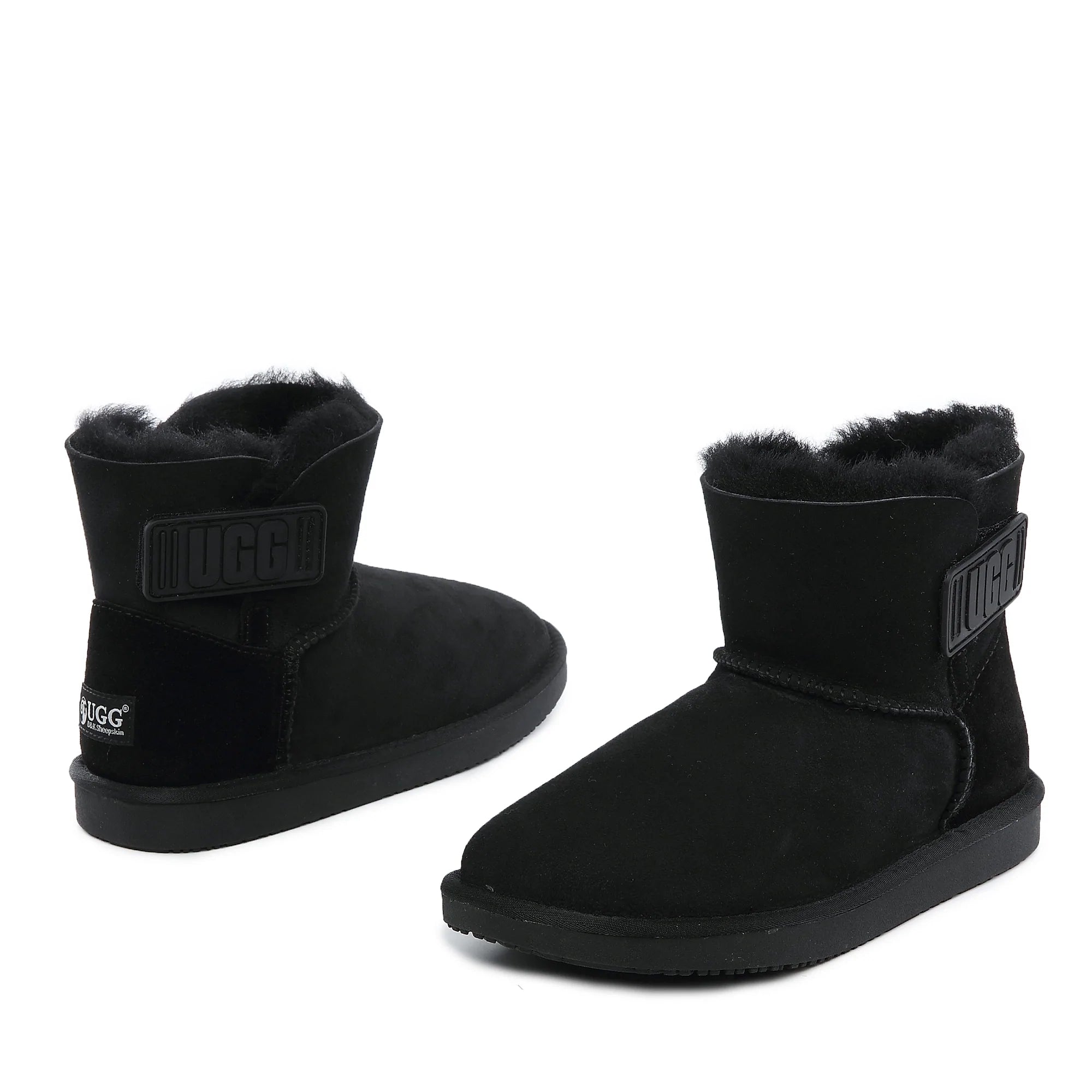 Uggs 2025 with logo