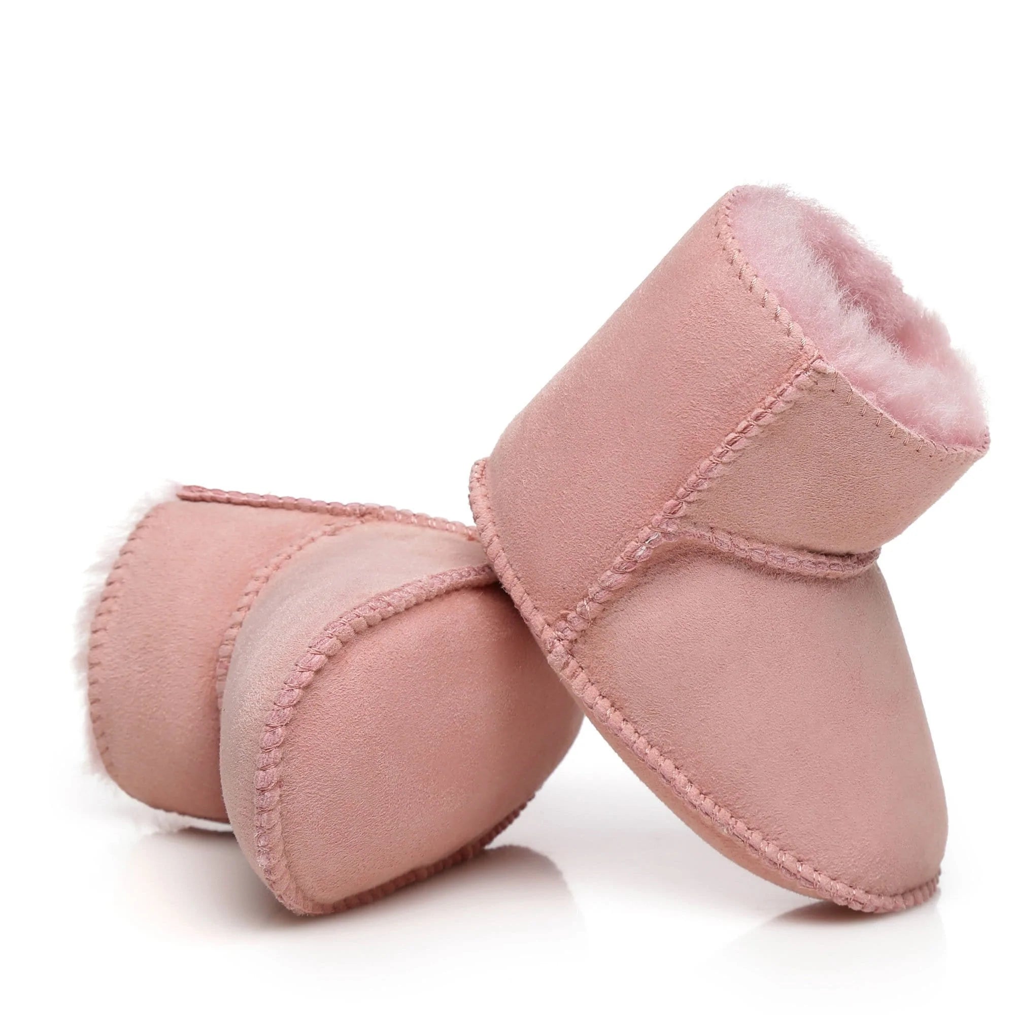 Baby girl 2025 pink uggs